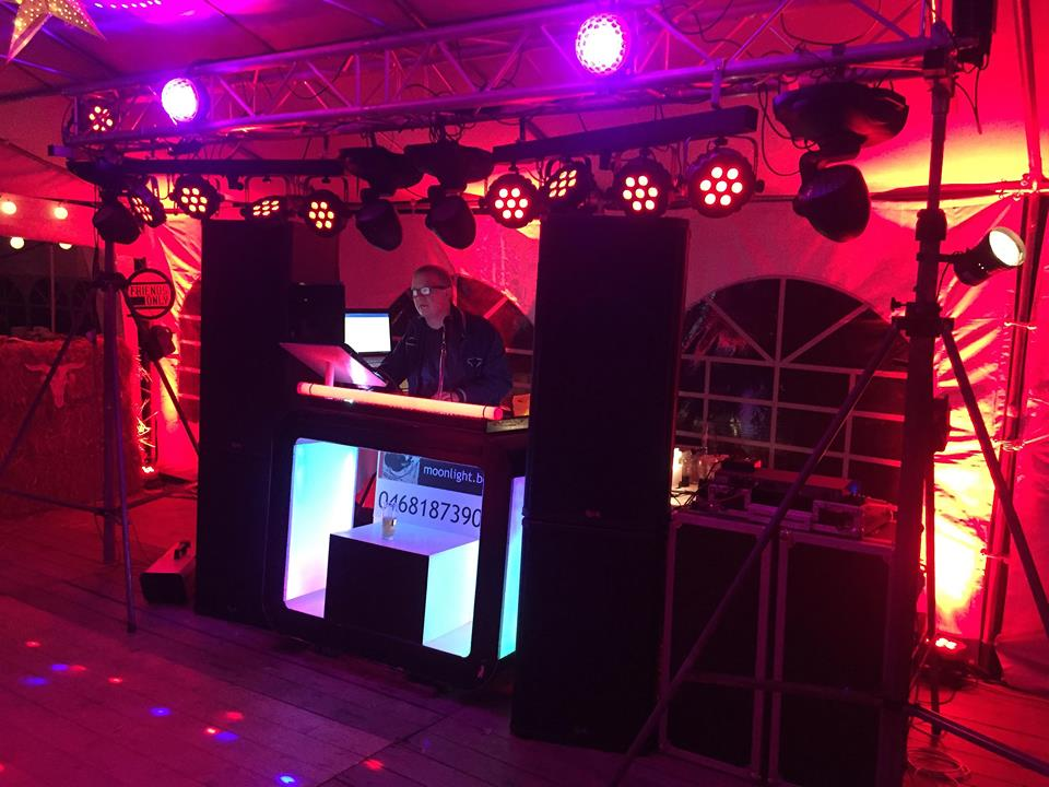 trouwfeest-dj's Mol Dj Patrick discobar moonlight