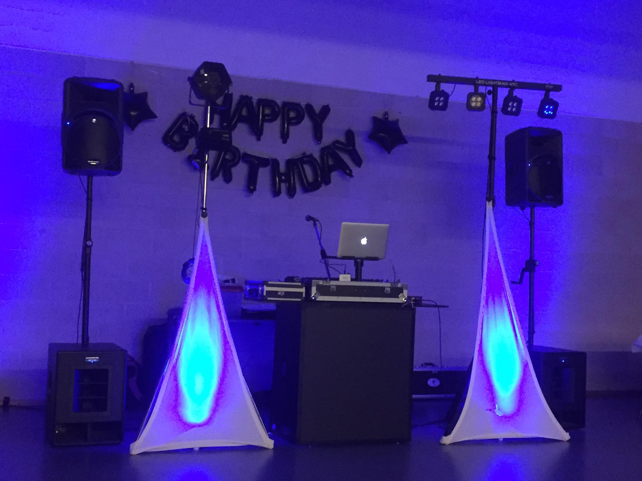 trouwfeest-dj's Heuvelland | Discobar Studio Sensation
