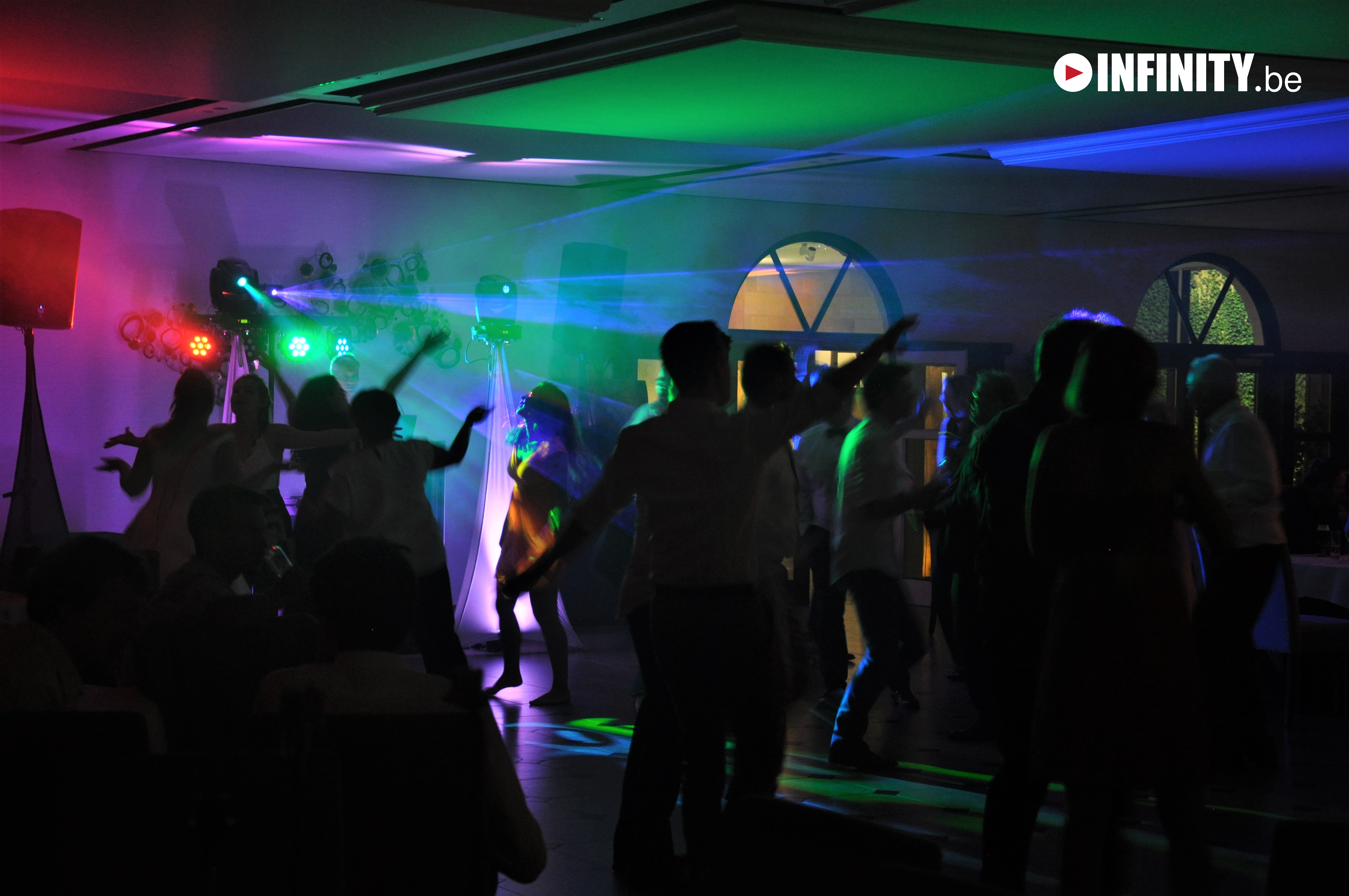 trouwfeest-dj's Zwevezele Dj Peter LEMAHIEU